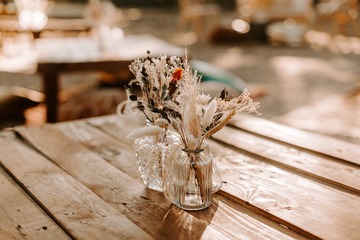 Créations de fleurs séchées pour votre mariage proche de Montpellier