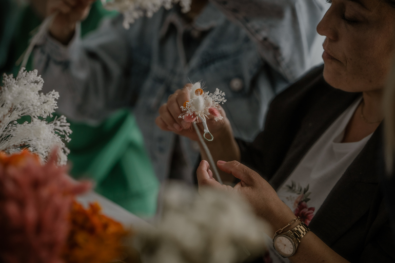 Atelier Fleurs séchées - Accessoires de mariage en terre cuite