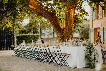 Dans les coulisses : planifier les fleurs pour des mariages haut de gamme