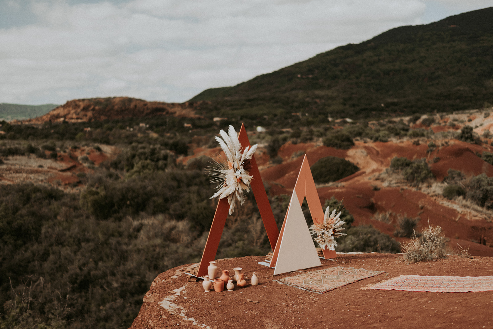 Séance photo fleurs séchées au Canyon Du Diable sur Terre Rouge